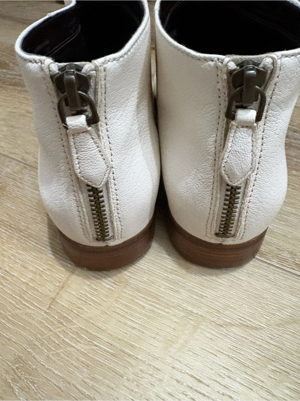 Cole Haan Women’s Leather Ankle Boots $30.00 Size 8